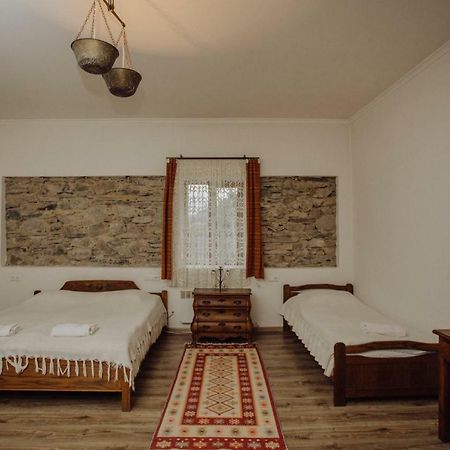 Larda Hotel Mestia Buitenkant foto