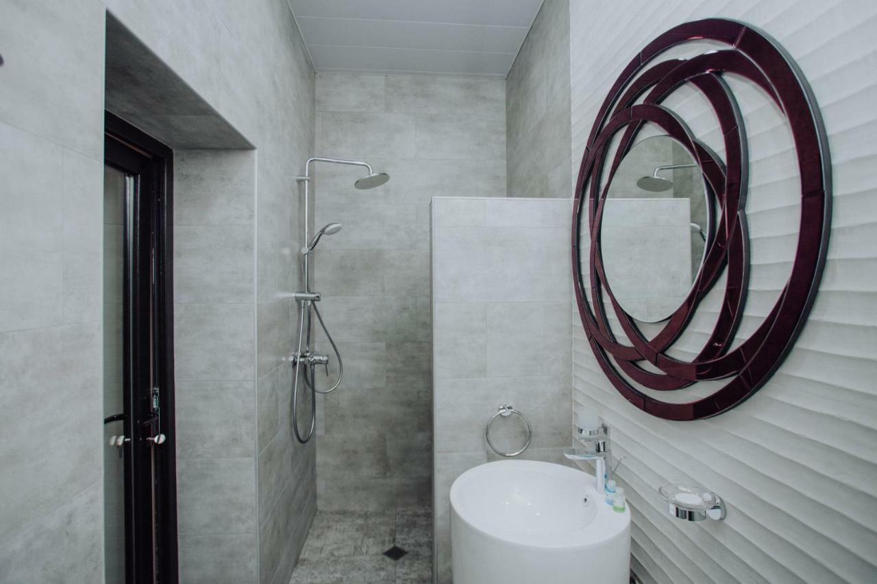 Larda Hotel Mestia Buitenkant foto